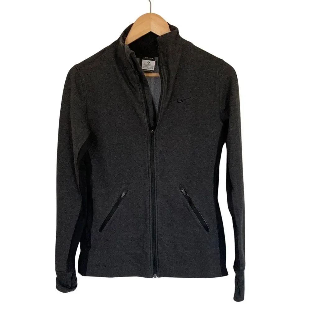 Nike Dri-Fit Long Sleeve Slim Front Zipper Jacket in Grey Size Medium